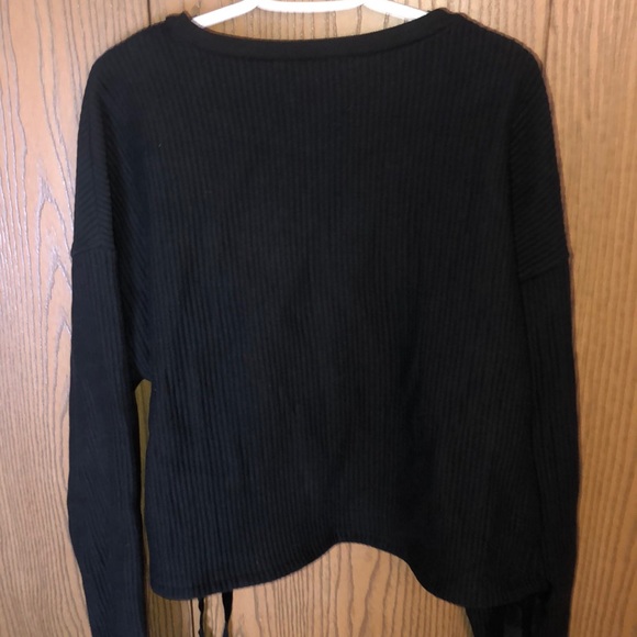Cropped Ribbed Sweater - Picture 2 of 4